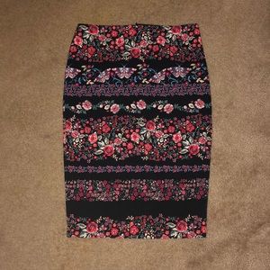 NY&C floral pencil skirt